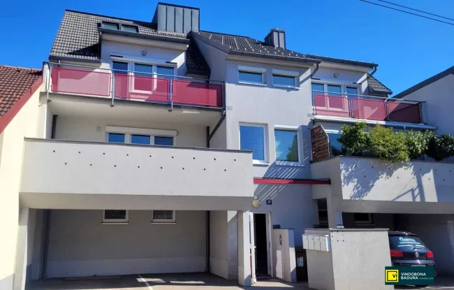 Charmante 3-Zimmer-Wohnung mit Loggia & Balkon in familienfreundlicher Lage - Titelbild