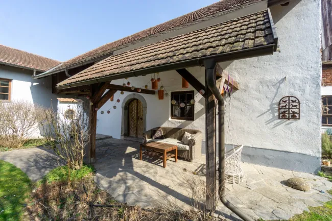 überdachter Terrassenbereich