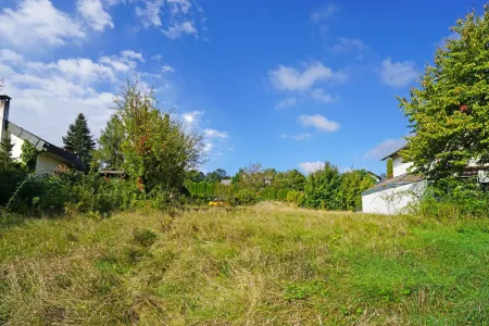Ebenes Baugrundstück - ideal für Ihr Einfamilien- oder Doppelhausprojekt im Wienerwald