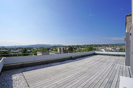 Anninger-Blick: Penthouse-Wohnung | 131 m² Wfl. | 80 m² Dachterrasse | PKW-Stellplatz | riesiger Gemeinschaftsgarten