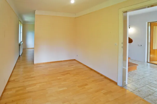 Zimmer 2 Richtung Zimmer 3