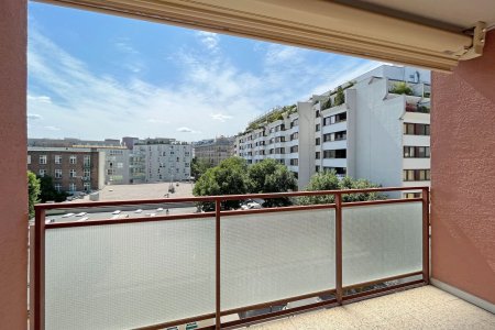 2-Zimmer-Wohnung mit Loggia Nähe Klinik Favoriten - sehr gute öffentliche Anbindung
