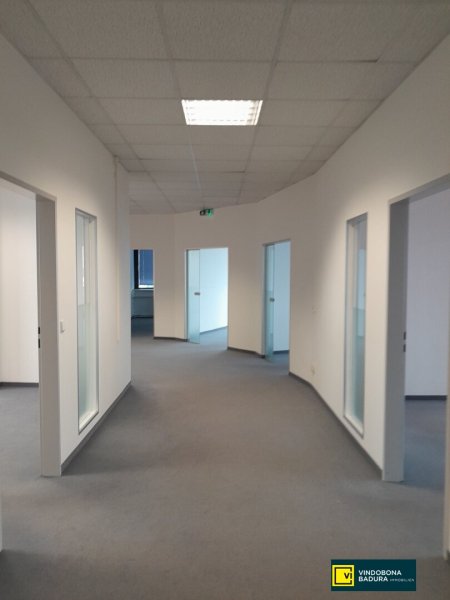 Attraktive Büroeinheit in Inzersdorf – perfekt erreichbar und flexibel nutzbar