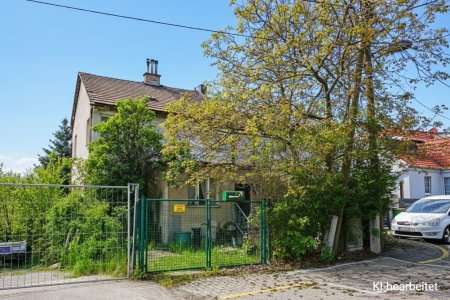 Grünruhelage: Baugrund mit Abbruchhaus zwischen Hanusch KH und Flötzersteig