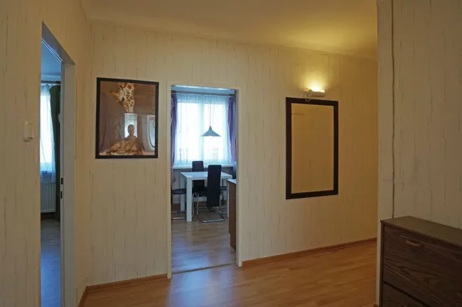 Vorzimmer Richtung Küche