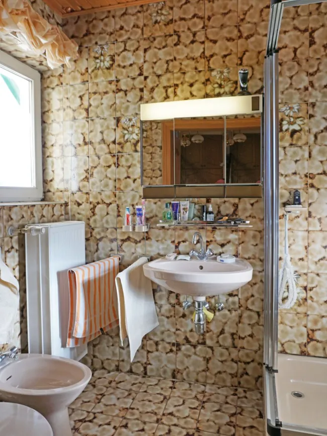 Badezimmer EG
