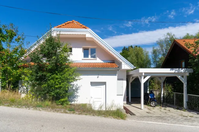 Hausansicht gartenseitig