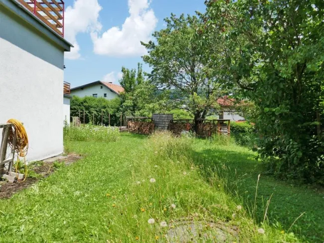 Bauträgergrundstück mit Altbestand in Traumaussichtslage in Gablitz - Bild