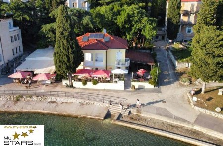 LEBEN & ev. ARBEITEN direkt am Meer, Villa mit 5 Zimmer & Restaurant mit Terrasse auf der Insel Krk!