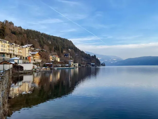 Etablierte Hotelimmobilie mit Infinity-Pool in Toplage am Millstätter See - Bild