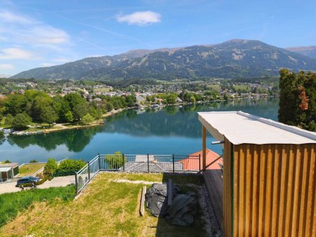 Außergewöhnliches Baugrundstück in Seeboden – unverbaubarer Seeblick, nur ca. 50 m zum Millstätter See