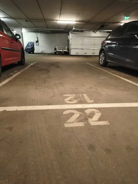 Tiefgarage Stellplatz