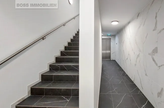 12 Stiegenhaus