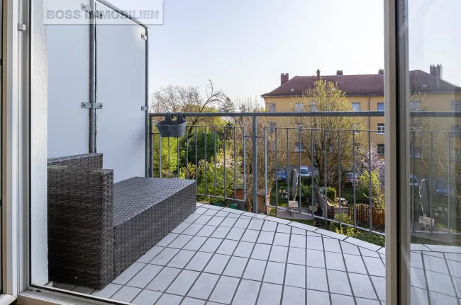 55 Loggia