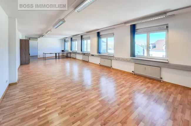 88 m² Office Space | zentral und sofort verfügbar - Bild