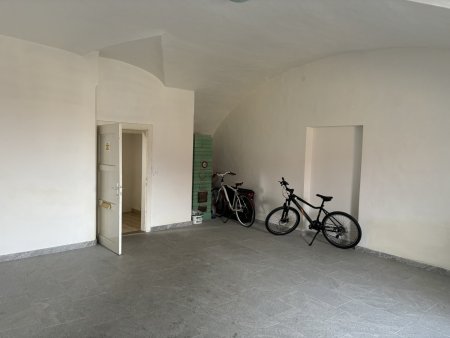 !! GÜSSING !! Charmante Altbauwohnung mit ca. 55 m 2 Wfl. in bester Zentrumslage !!!