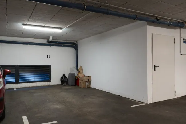 KFZ Garagenplatz 2