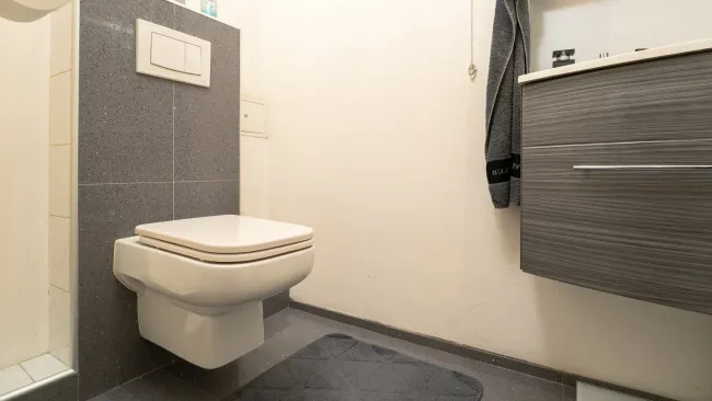 WC (im Badezimmer)