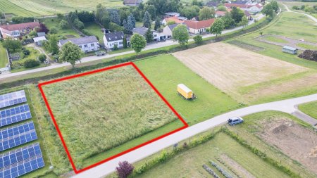 Großes Grundstück in Ruhelage! Erfüllen Sie sich ihren Traum vom Haus!