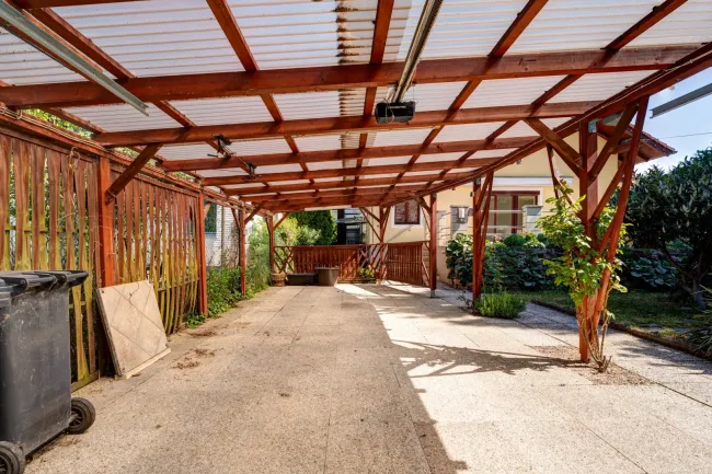 Carport