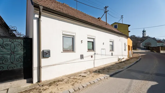 Straßenansicht