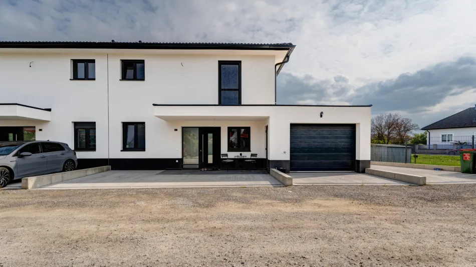 Vorderseite Haus