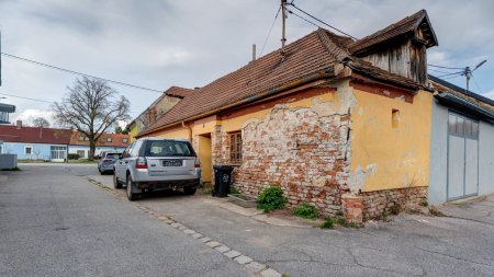 Stark sanierungsbedürftiges Objekt in Rabensburg!