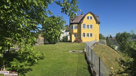 LEISTBARE Stadtwohnung mit Gartennutzung sofort zu beziehen!