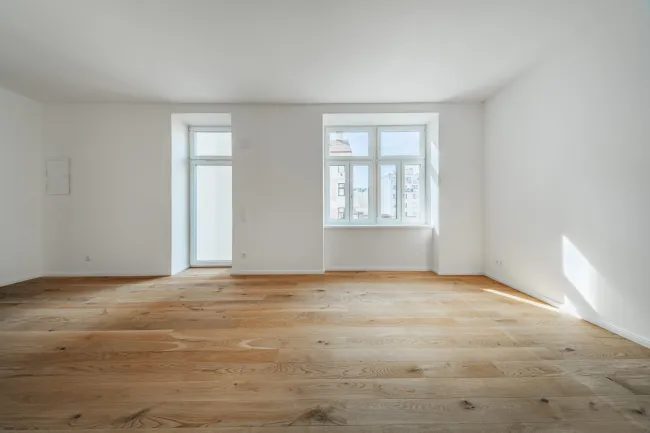 ELEGANZ TRIFFT MODERNE - ERSTBEZUG IM REVITALISIERTEN STILALTBAU - PROVISIONSFREI - Bild
