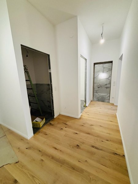 ELEGANZ TRIFFT MODERNE - ERSTBEZUG IM REVITALISIERTEN STILALTBAU - PROVISIONSFREI