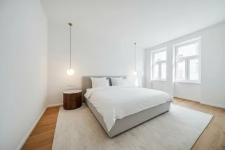 ELEGANZ TRIFFT MODERNE - ERSTBEZUG IM REVITALISIERTEN STILALTBAU - PROVISIONSFREI