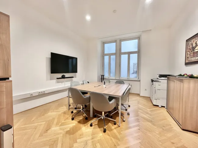 ALL-INCLUSIVE HOFSEITIGES PRESTIGE BÜRO DIREKT AM GRABEN - Titelbild