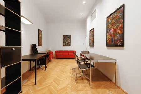 ALL-INCLUSIVE 2 ZIMMER BÜRO MIT EIGENEM BESPRECHUNGSRAUM DIREKT AM GRABEN
