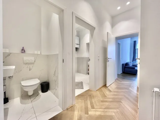 HELL UND MODERN- 2 ZIMMERWOHNUNG AUF DER WIEDNER HAUPTSTRASSE - Titelbild