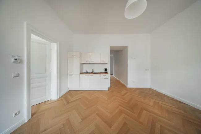 CHARMANTE 3 ZIMMER-WOHNUNG & 2 BADEZIMMER IN MODERNEM DESIGN AUF DER WIEDNER HAUPTSTRASSE - Titelbild