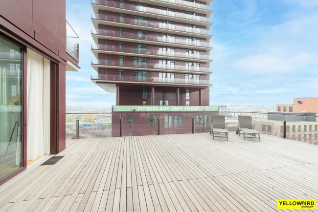 DIE BESTE WOHNUNG IM TRIIIPLE I 100m2 + TERRASSE I GARAGE - Titelbild