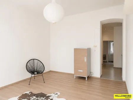 2-Zimmer-Altbauwohnung in repräsentativem Gründerzeithaus im Herzen des 5. Bezirks