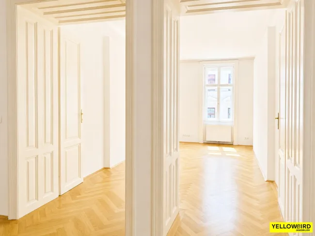 Helle 4-Zimmer-Altbauwohnung mit unglaublicher RAUMHÖHE I Nähe Wien-Mitte - Bild