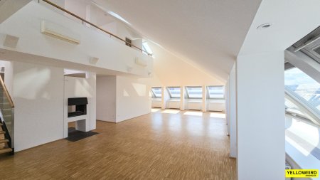 Bürofläche - rund 175m² in zentraler Lage des ersten Bezirks - mit 360° Terrassenfläche - unbefristet!