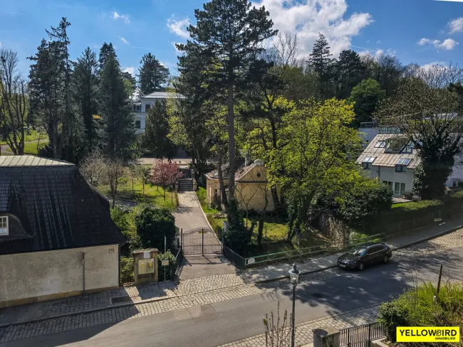 Balkon Straßenseite