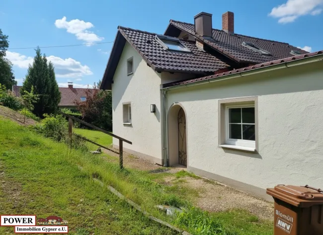 Einfamilienhaus in Ruhelage Ihr neues Zuhause Kaufpreis Verhandelbar ! - Bild
