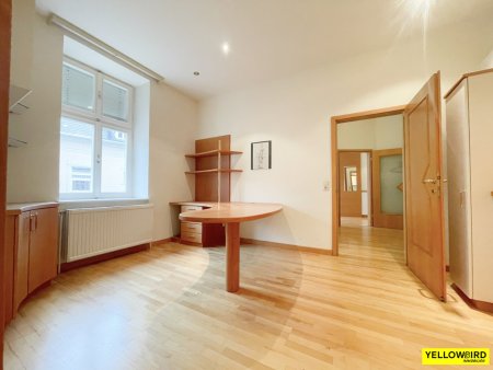 Ordination im Zentrum Badens - 12 EUR / m² - inkl. Parkplatz