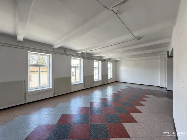 Großzügige Lager- und Bürofläche in Wien 23 – Ihre Chance auf Raum für Erfolg | ZELLMANN IMMOBILIEN - Titelbild