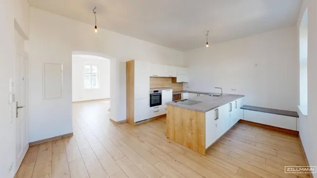 Elegantes Wohnen mit Freiflächen und hochwertigem Komfort | ZELLMANN IMMOBILIEN - Titelbild