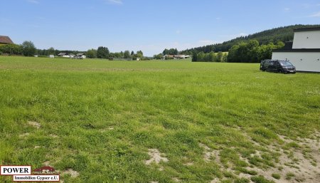 Attraktives Baugrundstück für Ihr Eigenheim oder als Geldparkplatz !