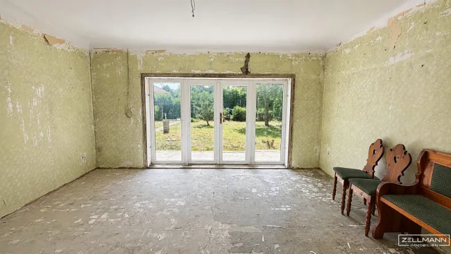 Rohdiamant in Mauer – entkerntes Einfamilienhaus mit Garten und viel Gestaltungsspielraum | ZELLMANN IMMOBILIEN - Bild