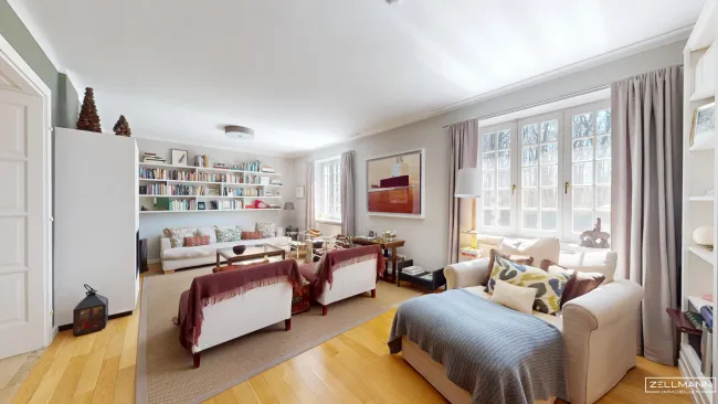 NEULENGBACH | Revitalisierte Landhausvilla mit Stil und Flair auf traumhaften 992 m² großem Grundstück | Pool | ZELLMANN IMMOBILIEN - Bild
