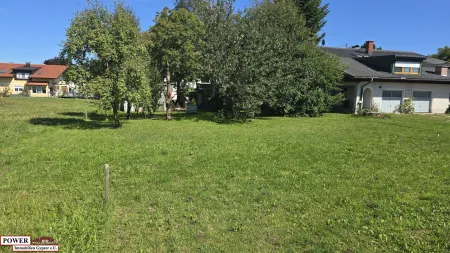 Sonniger Baugrund in ruhiger Lage von Lochen am See – 876 m² ohne Bauverpflichtung