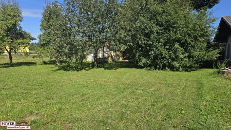 Attraktives Baugrundstück für Ihr Eigenheim oder als Geldparkplatz !