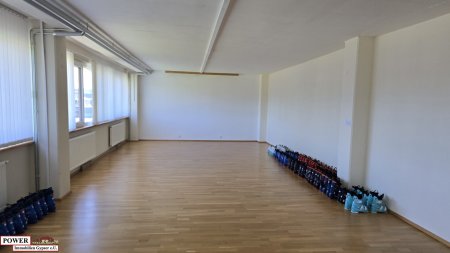 Geschäftsfläche zum pachten!!